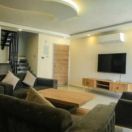 Apartament Penthouse *